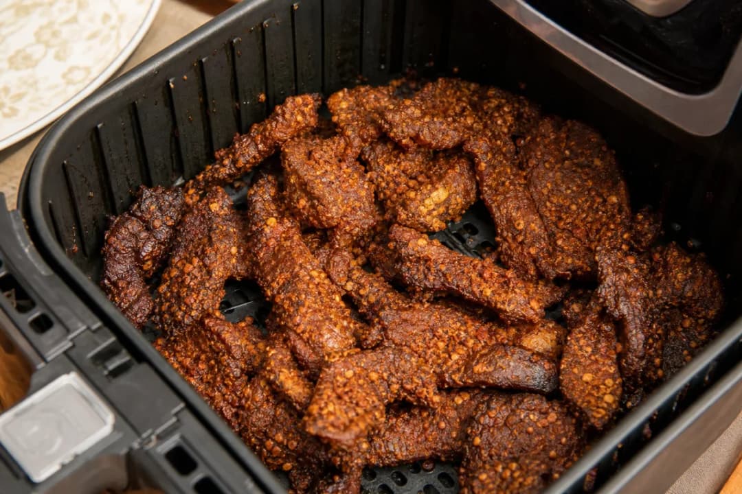 Air Fryer Nigerian Suya with Spicy Peanut Rub and Tender Beef